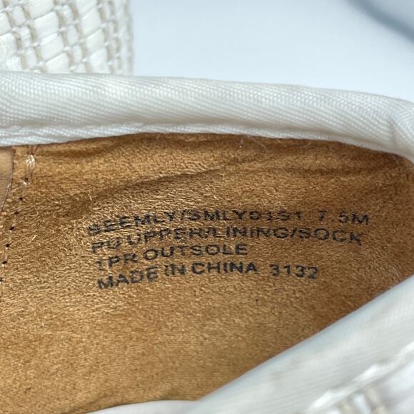 Steve Madden Women's Seemly Wove Ballet Flat Shoes White Size 7.5M - Picture 6 of 8